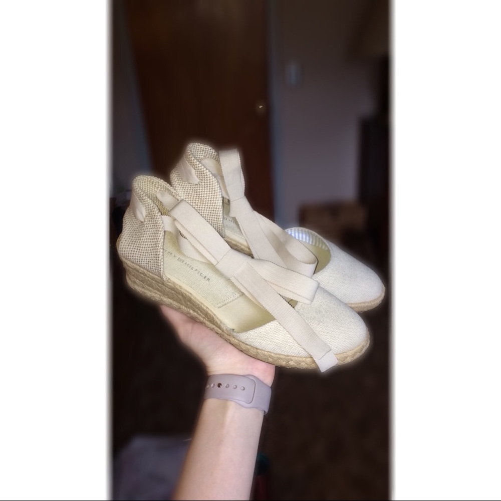 Tan wedges